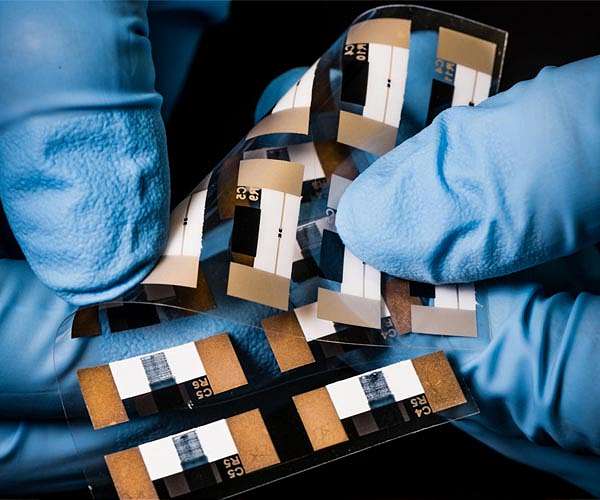 Self-powered, printable smart sensors could mean cheaper, greener Internet of Things