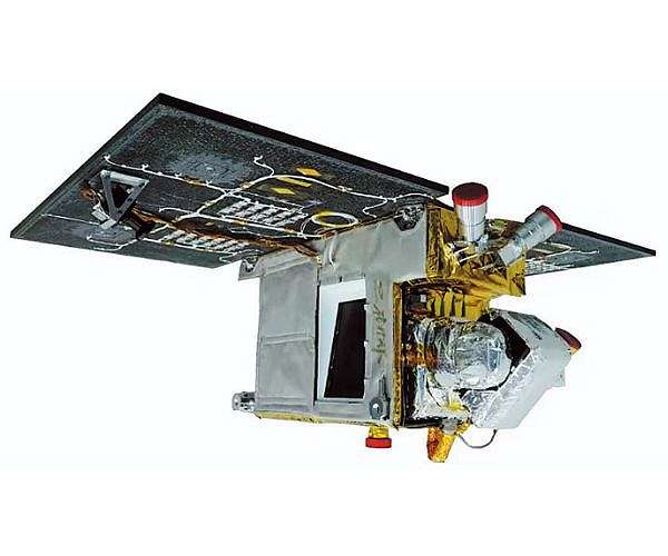 China launches first two-way laser communication terminal into space