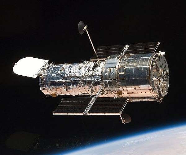 Operations Underway to Restore Payload Computer on NASA's Hubble Space Telescope