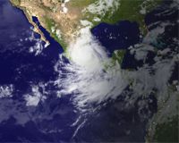 Hurricane Dean pounds Mexico for a second time