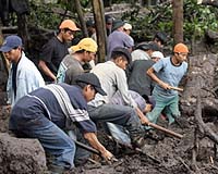 Hope Fades In Guatemala As Hundreds Still Trapped In Mudslide