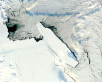 Alaskan Storm Cracks Giant Iceberg To Pieces In Faraway Antarctica