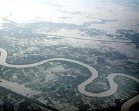 Spectre of hunger looms over flood-hit India