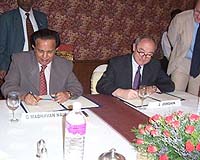 Agreement Signed For European Instruments On Chandrayaan-1