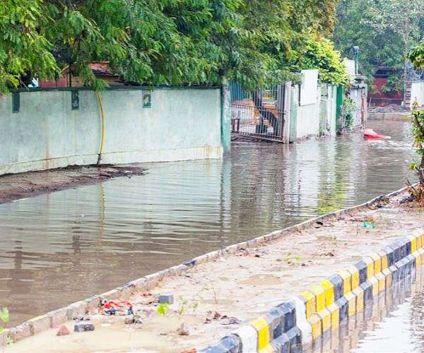 Search for survivors after Indian floods, landslides kill 65