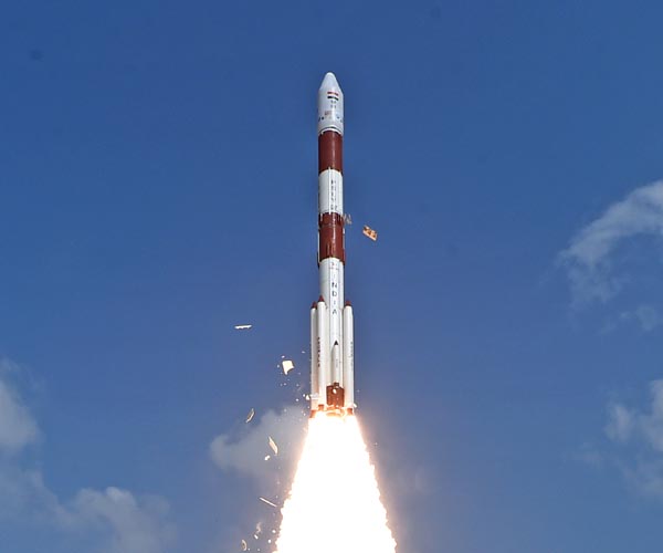 Indian rocket hits snag during launch