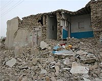 Six dead as powerful quake hits southern Iran