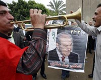 Iraq's Allawi bows out as PM-designate, rockets hit Green Zone