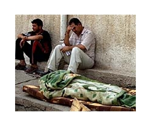 Iraq attacks kill 73 as gunmen make gains in Anbar