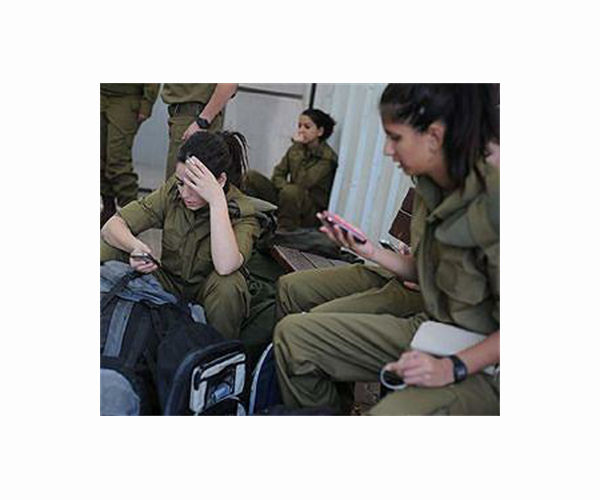 Israel military reservists threaten over judicial revamp