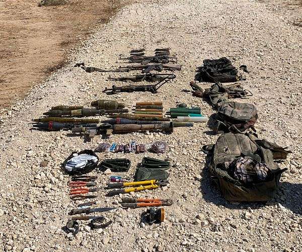 Hamas says weapons are 'legitimate right', open to proposals that preserve it
