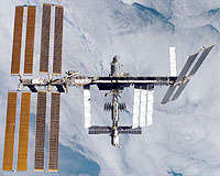Endeavour astronauts work on repairs on third spacewalk