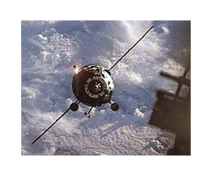 Russian spaceship crashes back to Earth