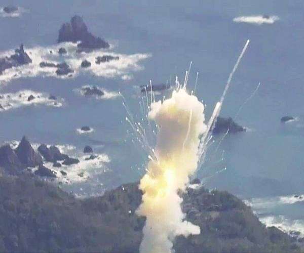 Japan space rocket explodes seconds after launch