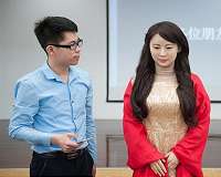 Tech world debate on robots and jobs heats up