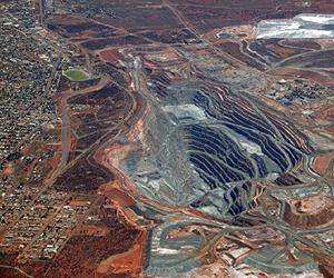 Argentina draws Canadian gold mine firm