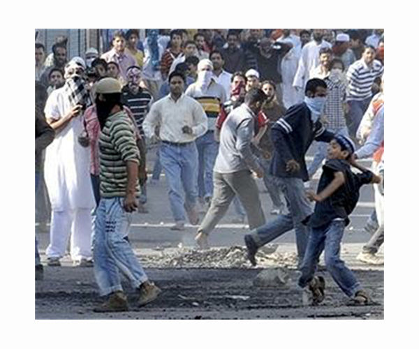 Indian magazine ordered to delete Kashmir army killings report