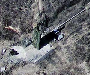 N. Korea extends rocket launch window over Christmas