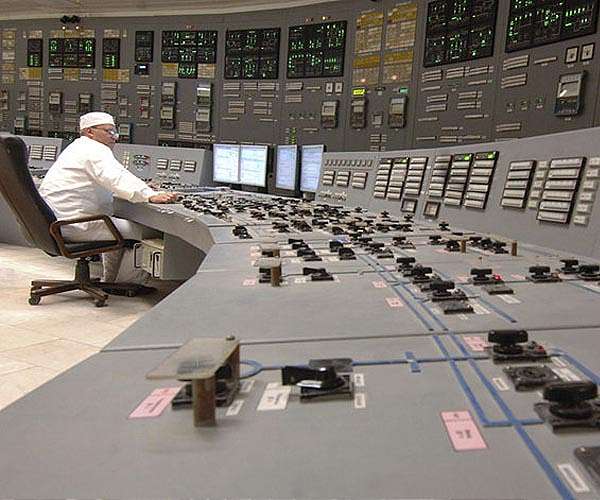 UN nuclear head at Russian plant warns over fighting