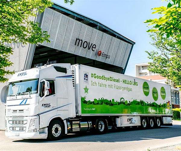 EU to ban fossil fuel cars, slash truck and bus emissions