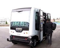Paris experiments with driverless buses