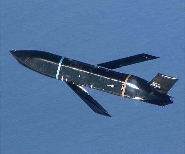 LRASM test proves missile's superior capabilities in navy flight exercise