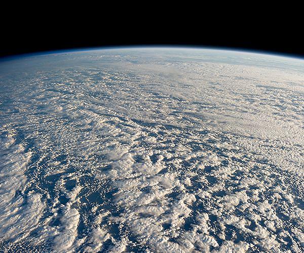 Atmospheric scientists study under-researched role of clouds in regulating Earth's temperature