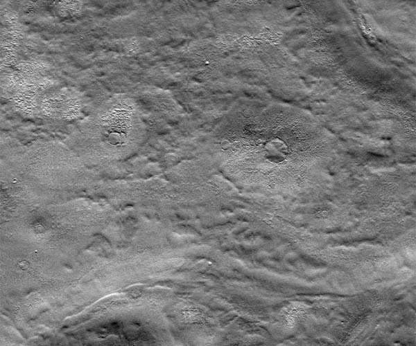 Newly discovered glaciers could aid human survival on Mars