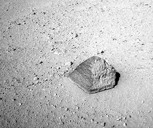 Researchers describe unusual Mars rock