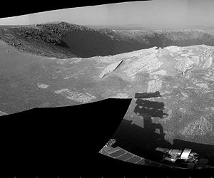 Opportunity Studying A Football-Field Size Crater