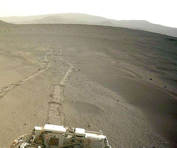 NASA JPL Unveils Rover Operations Center for Moon, Mars Missions