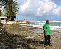 Marshall Islanders 'sitting ducks' as sea level rises: president
