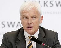 Volkswagen chief meets US regulators