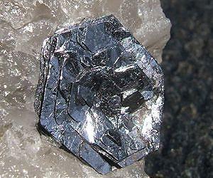 Mineral diversity clue to early Earth chemistry