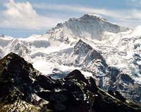 Melting Swiss glacier yields Neolithic trove, climate secrets