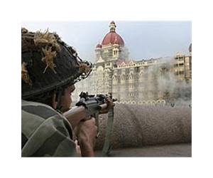 US defence chief praises India's 'restraint' after attacks