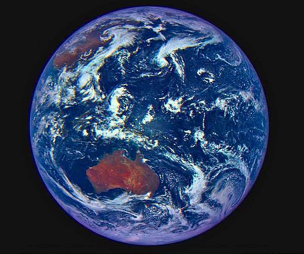 OSIRIS-APEX spacecraft completes Earth flyby on its journey to explore Apophis