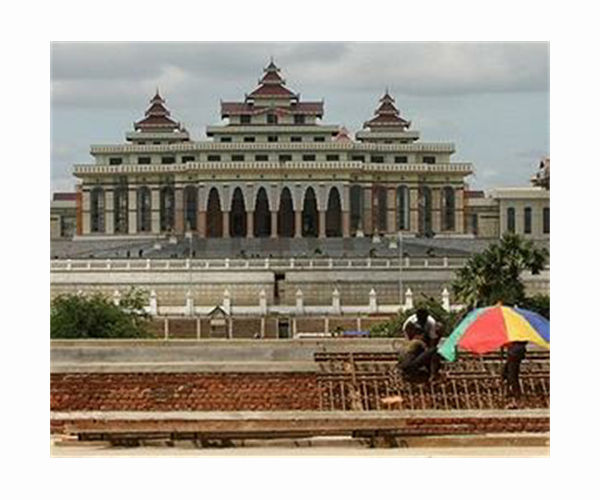 China seeks 'democratic transition', but no sanctions, on Myanmar