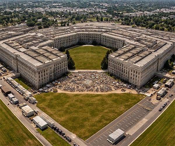 Anthropic vows court fight in Pentagon row