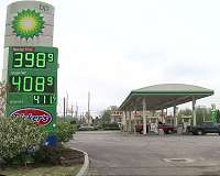 High oil prices actually help push gas prices lower