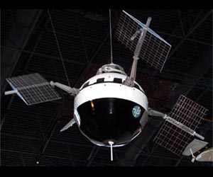 SciTechTalk: Rembering a space 'Pioneer'