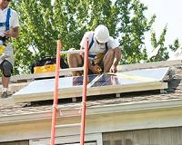 More people getting their paychecks from renewable energy sector, study finds