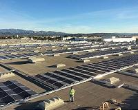 China rolls out green carpet for California on climate