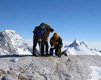 Antarctic study shows central ice sheet is stable since milder times