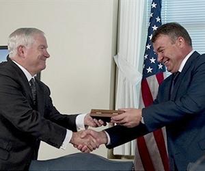 US, Russian defense chiefs promote deeper ties
