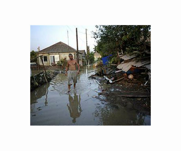 Heavy rains flood villages in Russia's climate-hit Far East