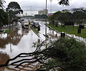 Twelve dead, 10 missing in Brazil flooding