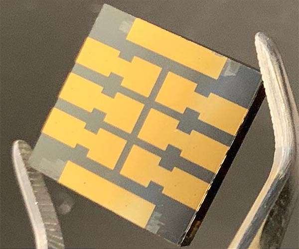 'Molecular glue' makes perovskite solar cells dramatically more reliable over time