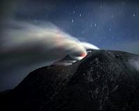 Indonesian volcano in fresh eruptions