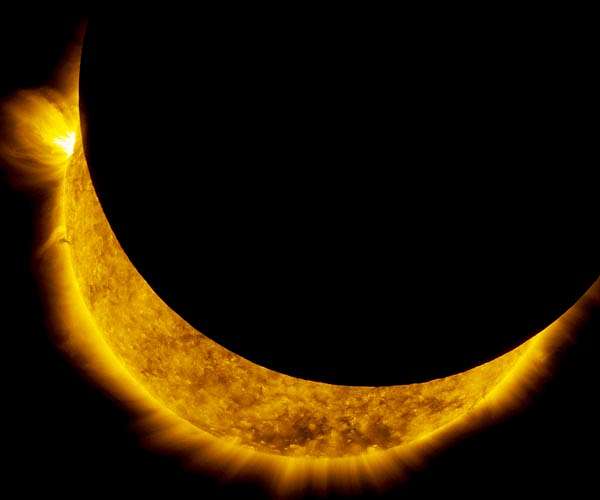 Total Solar Eclipse Brought Seismic Silence to Cities in the Path of Totality